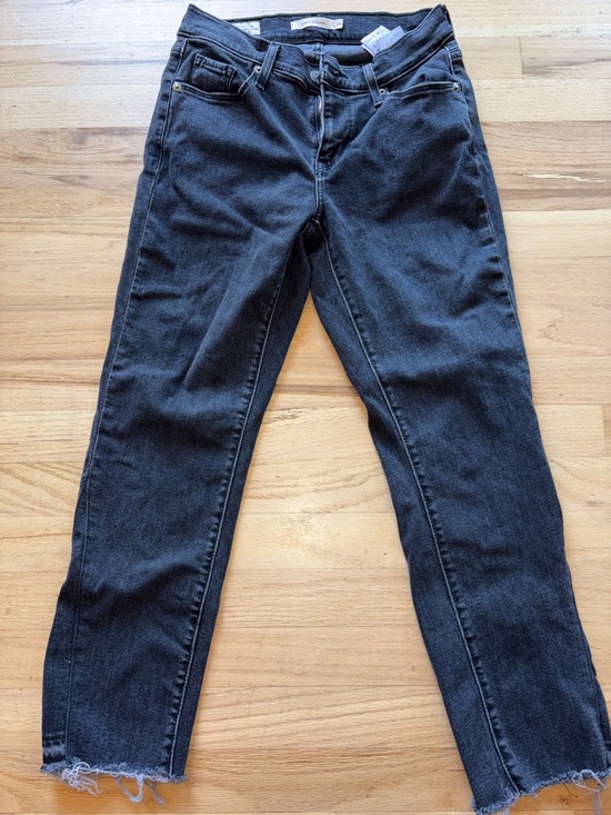 Levi's Denim - Levi's Women's Ankle Crop Jeans in Black Wash